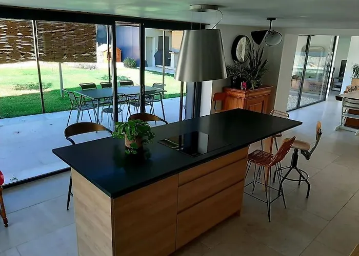 Вилла Maison Moderne A Centre A Pied Юзес